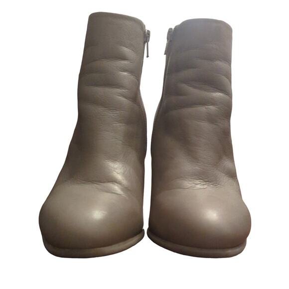 Vionic Kennedy Oyster leather ankle block heel boot booties 8 - Picture 3 of 9